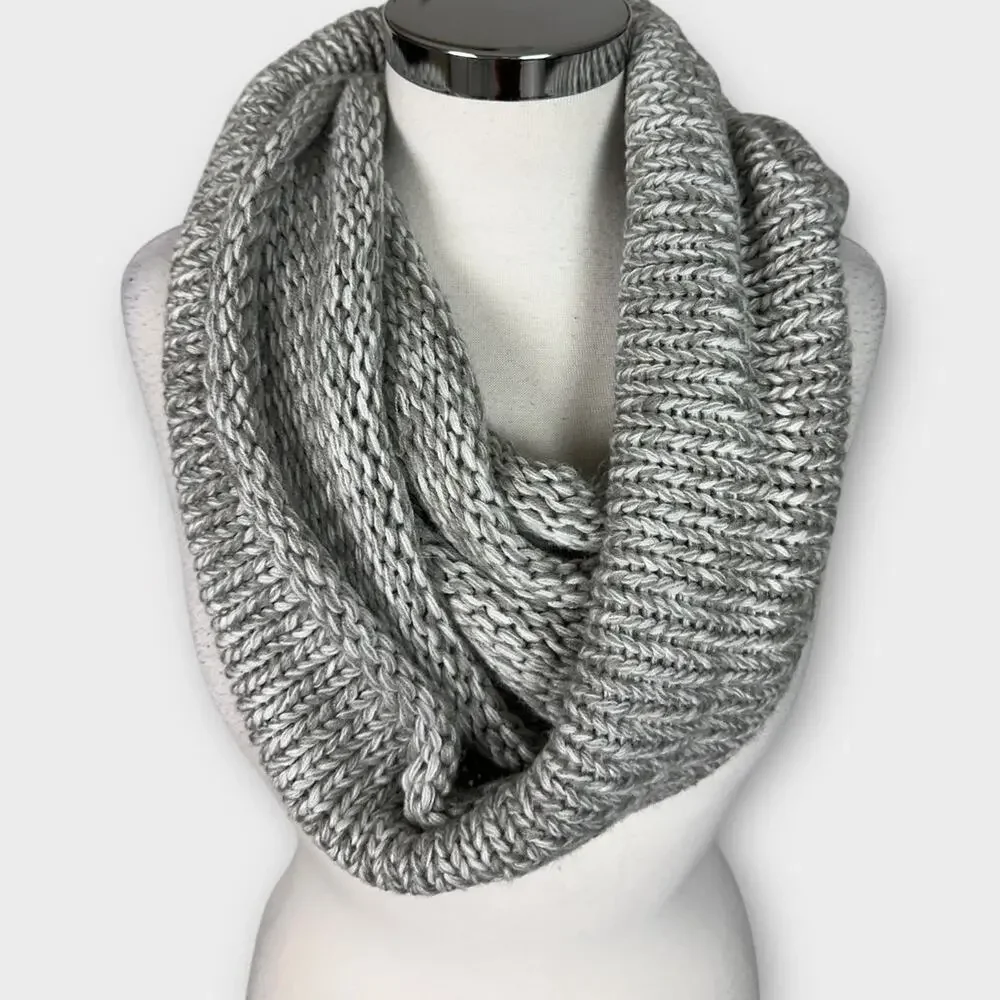 Cato est 1946 One Size Gray Knit Infinity Scarf